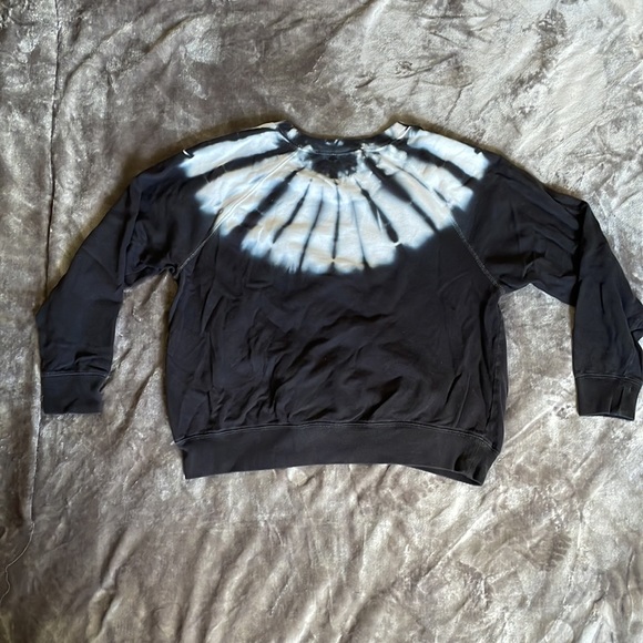 Old Navy Tie Dye Crewneck - Picture 2 of 2
